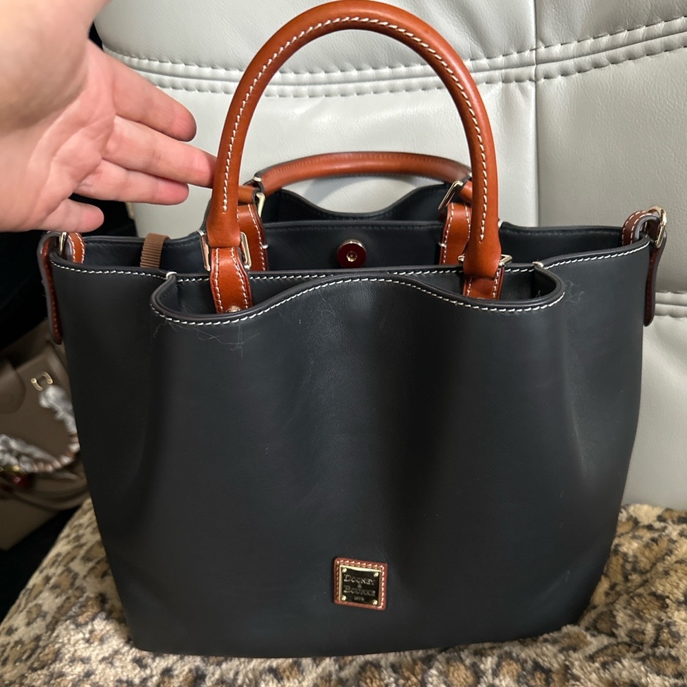 Dooney & Bourke Penrose Large Barlow Tote – Black | Brand New, Never Used